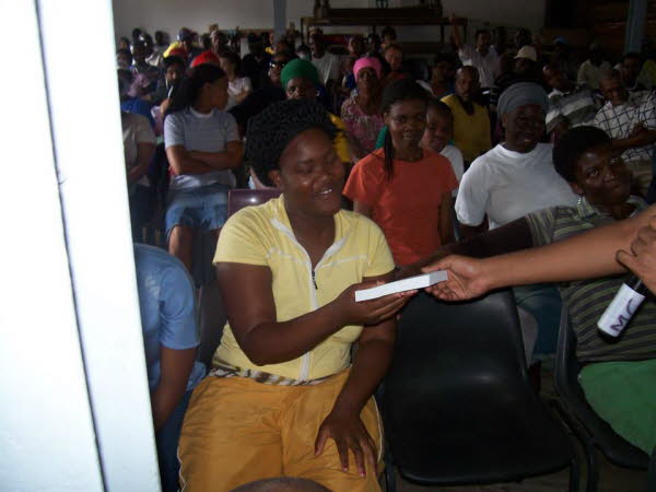 1480669_1424843921066644_1569101608_n